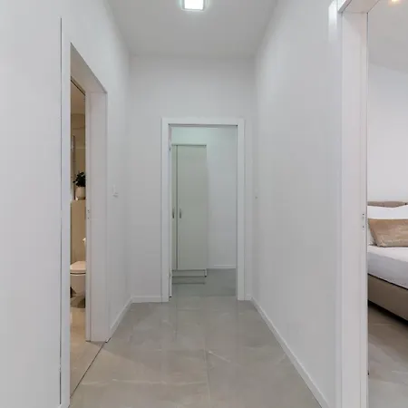 With Parking Space Mastrinka - Ciovo - 23789 Trogir