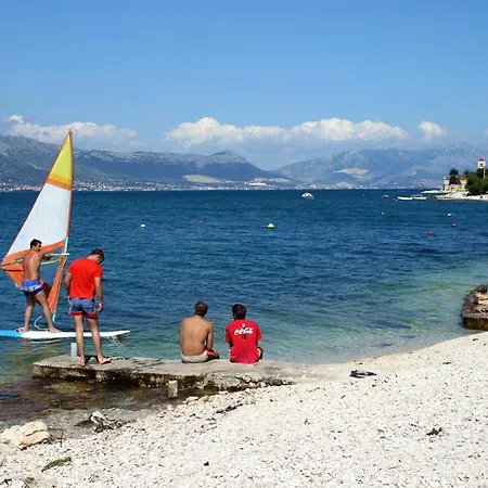 Apartment With Parking Space Mastrinka - Ciovo - 23789 Trogir