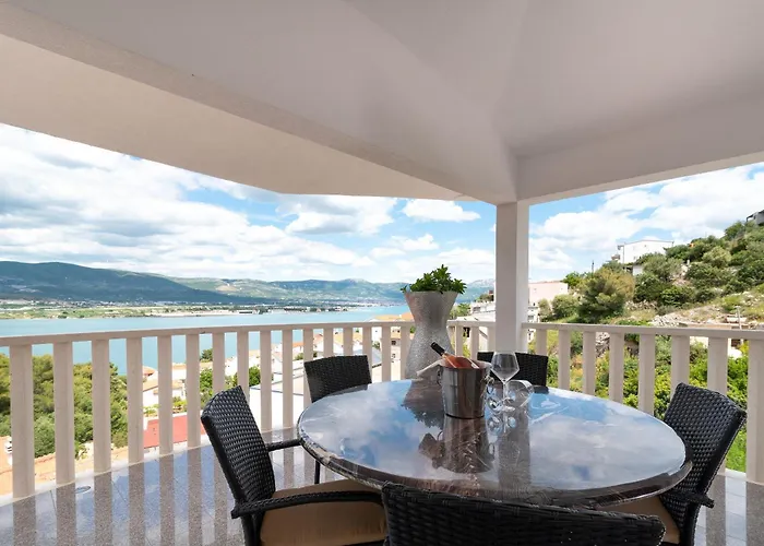 Apartment With Parking Space Mastrinka - Ciovo - 23789 Trogir