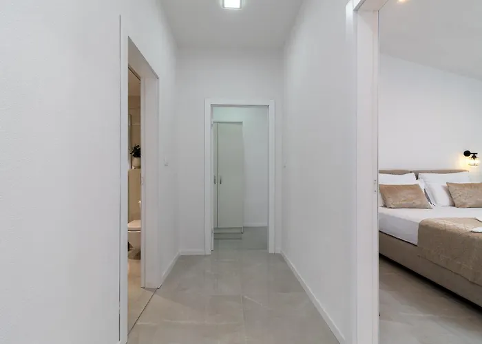With Parking Space Mastrinka - Ciovo - 23789 Trogir