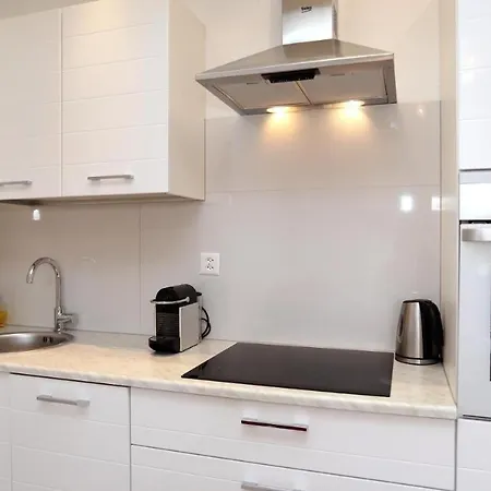 Apartman With Parking Space Mastrinka - Ciovo - 23789 Trogir